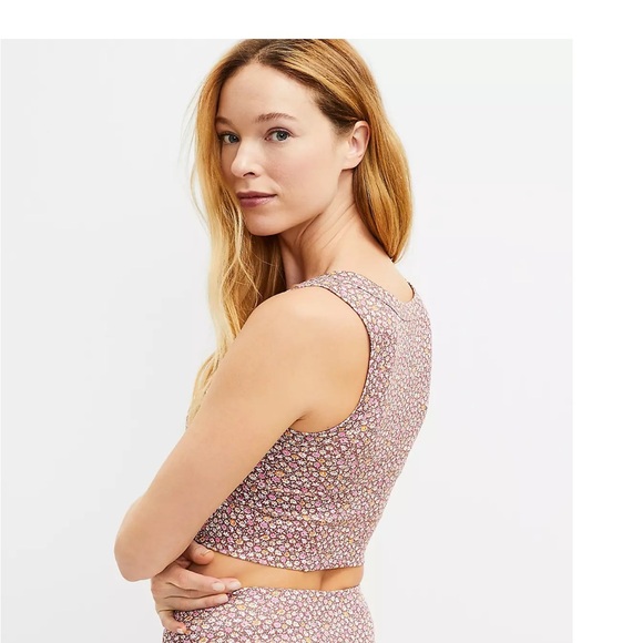 Lou and Grey Floral Sports Bra - Picture 3 of 7